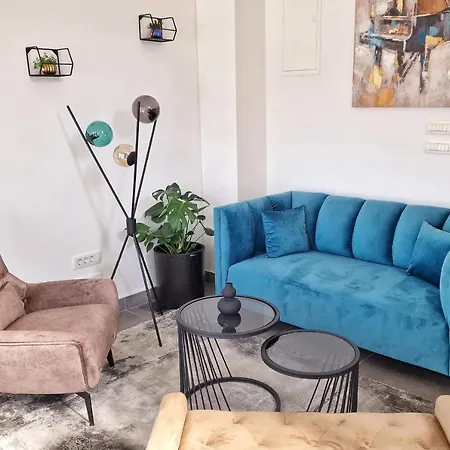Luxury Magico بيت ضيافة سلاتين